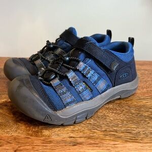 Keen blue shoes size 13